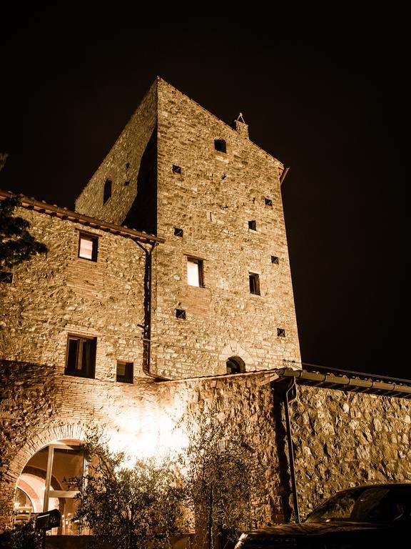 Torre Valbiancara Guest House Montebagnolo Exterior photo