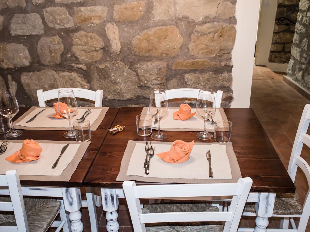 Torre Valbiancara Guest House Montebagnolo Exterior photo