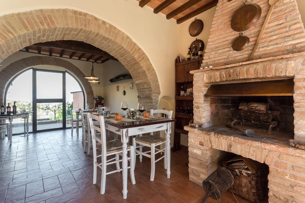 Torre Valbiancara Guest House Montebagnolo Exterior photo
