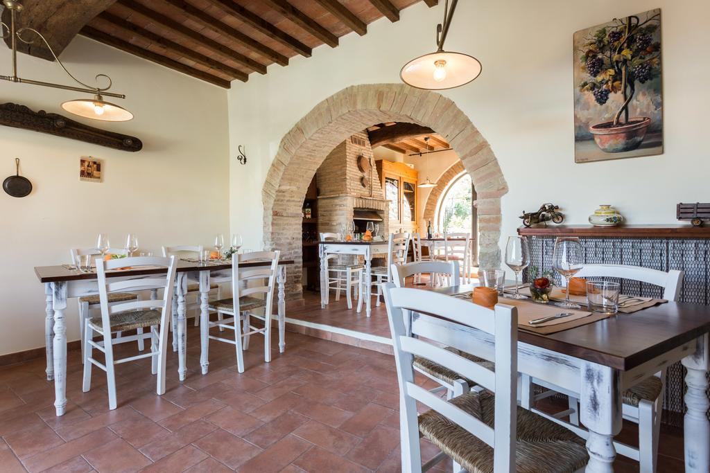 Torre Valbiancara Guest House Montebagnolo Exterior photo