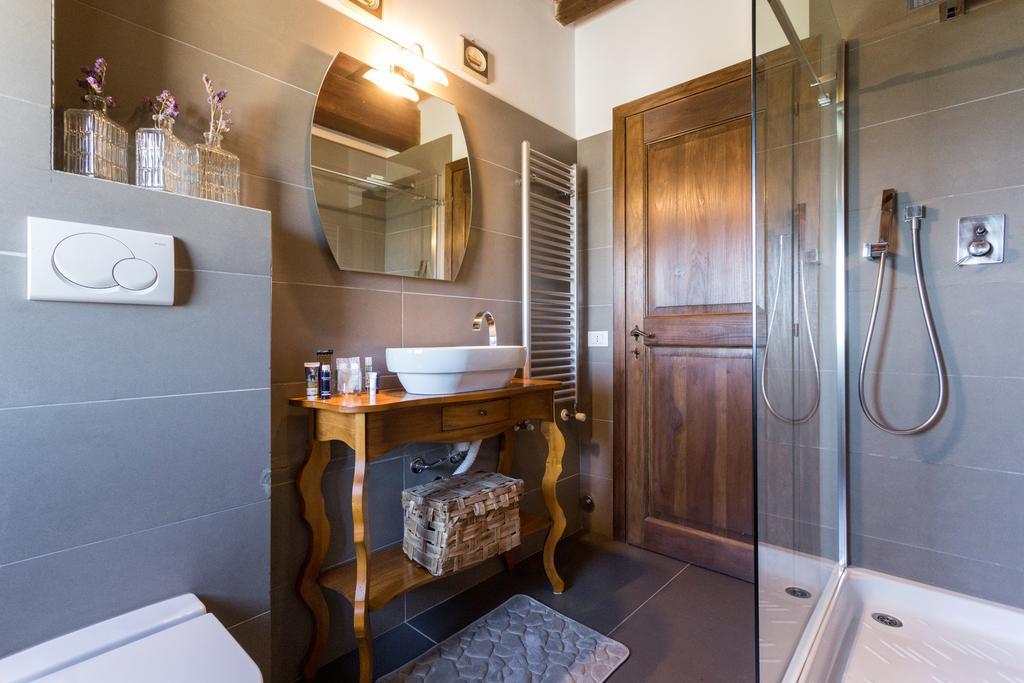 Torre Valbiancara Guest House Montebagnolo Exterior photo
